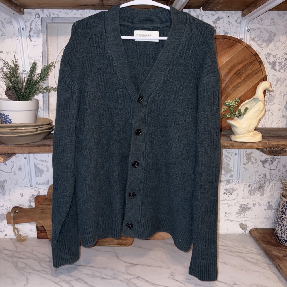 Abercrombie & Fitch Soft AF Long Grandma Checkered Mens Cardigan Sweater S
